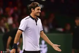 九游官网-费德勒在湖人比赛中领先优势明显，战术调整引发热议！热度持续攀升